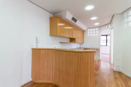 Sala Comercial para venda ou aluguel, 123m² no Liberdade, São Paulo