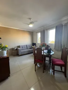 Apartamento com 3 Quartos à venda, 58m² no Coliseu, Londrina