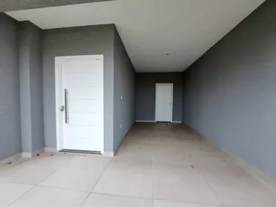 Sobrado com 3 Quartos à venda, 132m² no Tindiquera, Araucária