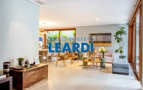 Sobrado com 3 Quartos à venda, 265m² no Jardim Paulista, São Paulo