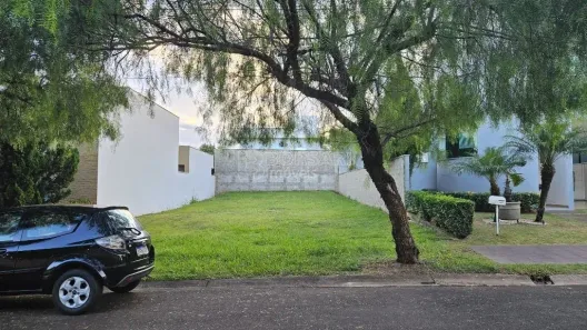 Lote/Terreno à venda, 275m² no Residencial Village Damha, Araraquara