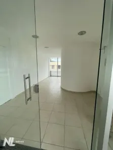 Ponto Comercial para alugar, 44m² no Candelária, Natal
