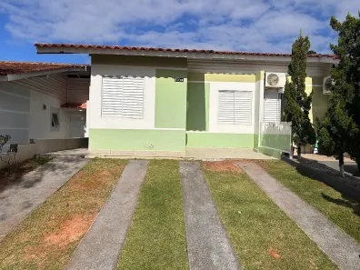 Casa com 2 Quartos para alugar, 58m² no Bela Vista, Palhoça