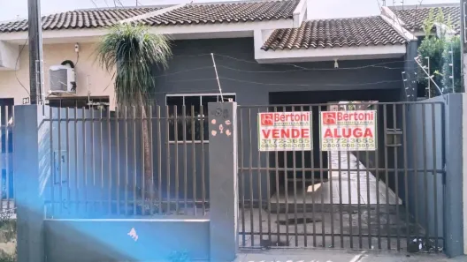 Casa com 3 Quartos à venda, 100m² no Vila Triângulo, Arapongas