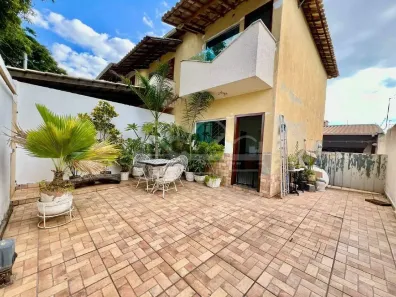 Casa com 2 Quartos à venda, 77m² no Santa Amélia, Belo Horizonte