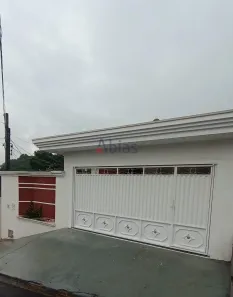 Casa com 3 Quartos para alugar, 130m² no Jardim Hikari, São Carlos