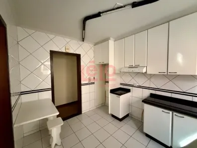 Apartamento com 2 Quartos à venda, 68m² no Zona 07, Maringá