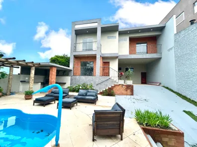 Casa de Condomínio com 4 Quartos à venda, 234m² no São Pedro, Juiz de Fora