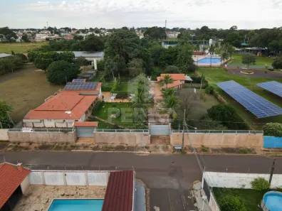 Fazenda/Sítio com 4 Quartos à venda, 238m² no Coopharádio, Campo Grande