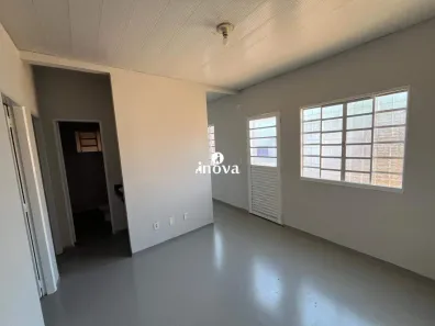 Casa com 2 Quartos à venda, 56m² no Jardim Alvorada, Uberaba