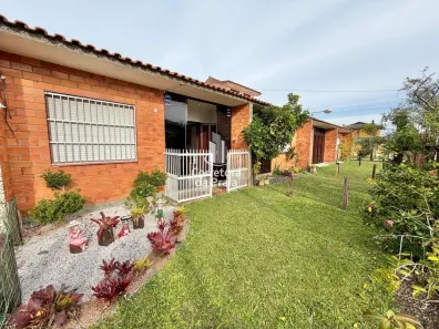 Casa com 2 Quartos à venda, 41m² no Tramandaí, Tramandaí