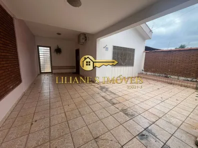 Casa com 3 Quartos à venda, 137m² no Centro, Araraquara