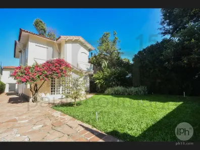 Casa com 3 Quartos para alugar, 250m² no Jardim Europa, São Paulo