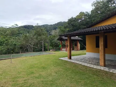 Casa com 2 Quartos à venda, 10000m² no Centro, Baturité