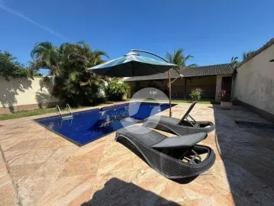 Casa com 2 Quartos à venda, 210m² no Jardim Atlântico Central (Itaipuaçu), Maricá