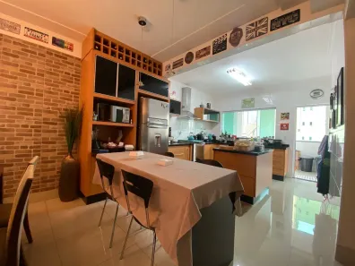 Sobrado com 3 Quartos à venda, 251m² no Jardim do Mar, São Bernardo do Campo