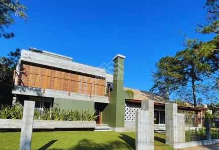 Casa de Condomínio com 3 Quartos à venda, 206m² no , Garopaba