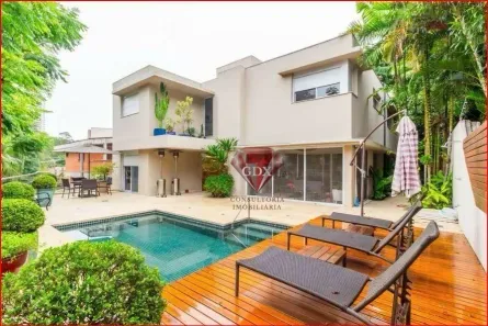 Casa de Condomínio com 6 Quartos à venda, 670m² no Jardim Vitória Régia, São Paulo