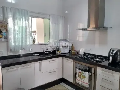 Sobrado com 3 Quartos à venda, 210m² no Vila Jundiaí, Mogi das Cruzes