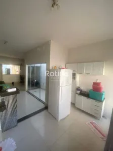 Casa com 3 Quartos à venda, 169m² no Planalto, Uberlândia