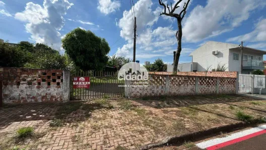 Lote/Terreno à venda, 700m² no Região do Lago, Cascavel