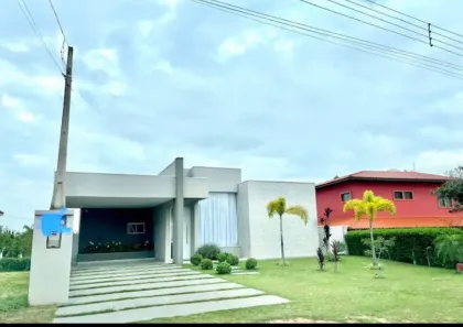 Casa de Condomínio com 3 Quartos à venda, 188m² no , Pardinho