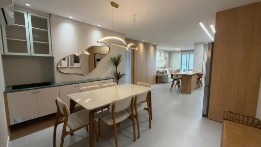 Apartamento com 3 Quartos à venda, 130m² no Canto, Florianópolis