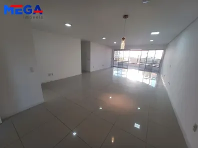 Apartamento com 4 Quartos para alugar, 225m² no Meireles, Fortaleza