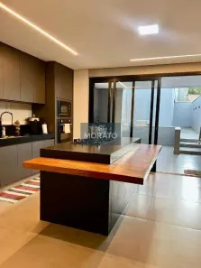 Casa com 3 Quartos à venda, 240m² no Betânia, Contagem