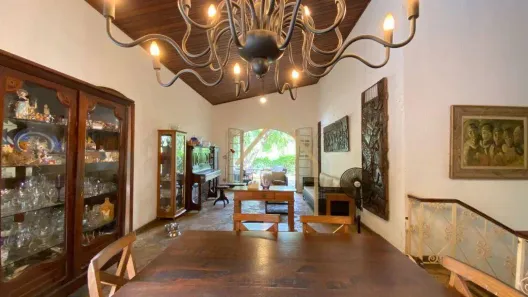 Casa com 3 Quartos para alugar, 400m² no Paraíso, Americana