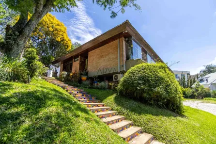Casa com 4 Quartos à venda, 299m² no Santo Inácio, Curitiba