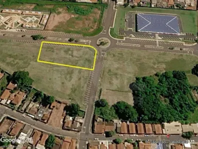 Casa com 2 Quartos à venda, 100m² no Centro, Jaboticabal