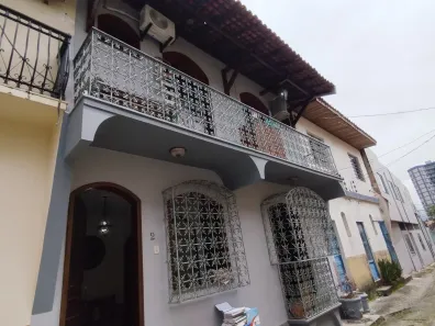 Casa com 4 Quartos à venda, 140m² no Batista Campos, Belém