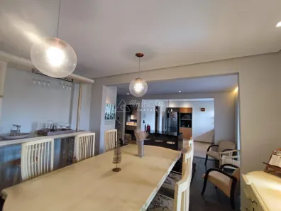Sobrado com 4 Quartos à venda, 258m² no Jardim Chapadão, Campinas