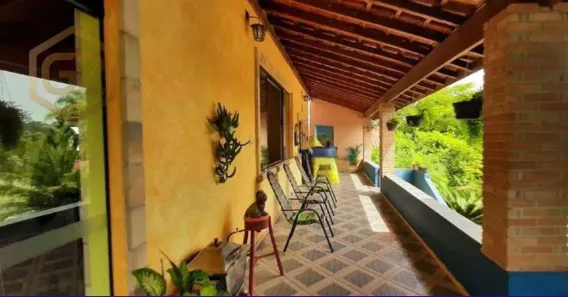 Fazenda/Sítio com 3 Quartos à venda, 330m² no Colinas de Indaiatuba, Indaiatuba