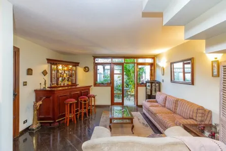 Sobrado com 3 Quartos à venda, 185m² no Indianópolis, São Paulo