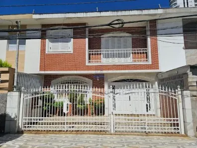 Sobrado com 3 Quartos à venda, 131m² no Boqueirão, Santos