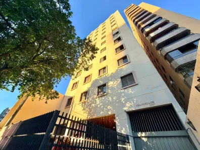 Apartamento com 3 Quartos para alugar, 70m² no Centro, Londrina