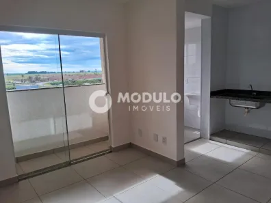 Apartamento com 2 Quartos à venda, 52m² no Segismundo Pereira, Uberlândia
