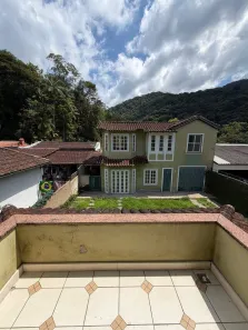 Casa com 4 Quartos para alugar, 184m² no Centro, Petrópolis