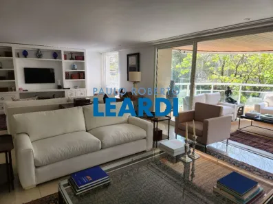 Apartamento com 3 Quartos à venda, 255m² no Jardim América, São Paulo