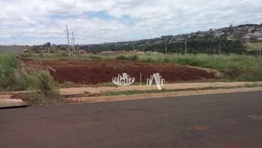 Lote/Terreno à venda, 252m² no Colinas, Londrina