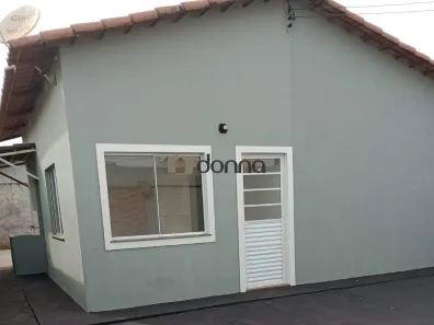 Casa com 2 Quartos à venda, 59m² no Parque Colibri, Uberaba