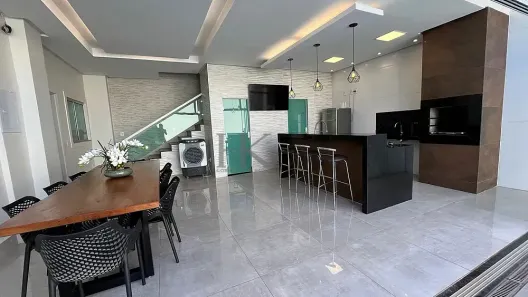 Casa com 4 Quartos à venda, 238m² no Residencial Flamingo, Goiânia