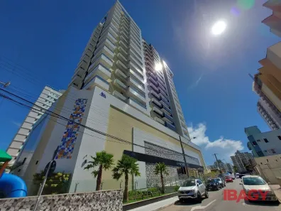 Apartamento com 3 Quartos para alugar, 109m² no Campinas, São José