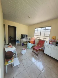 Casa com 2 Quartos à venda, 45m² no Jardim Marajó, Uberaba