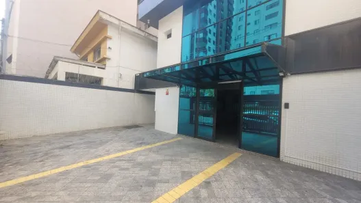 Prédio Comercial com 7 Quartos para alugar, 310m² no Liberdade, São Paulo