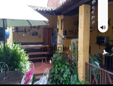 Casa com 4 Quartos à venda, 380m² no Serrinha, Fortaleza