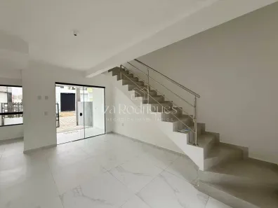 Sobrado com 2 Quartos à venda, 70m² no Murta, Itajaí