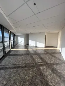 Sala Comercial para alugar, 77m² no Valongo, Santos
